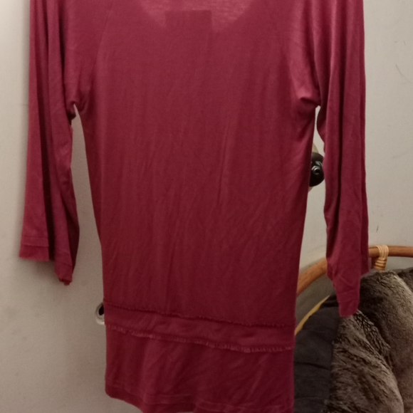 Top - Picture 3 of 5